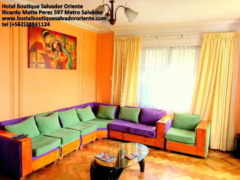 Salvador Hostal & Cafe Hostel Сантяго Екстериор снимка